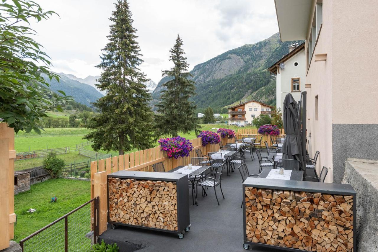 Hotel Crusch Alba Swiss Lodge Zernez Εξωτερικό φωτογραφία